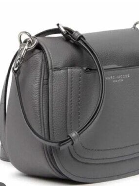 Marc Jacobs - Grey Pebbled Leather Crossbody Bag